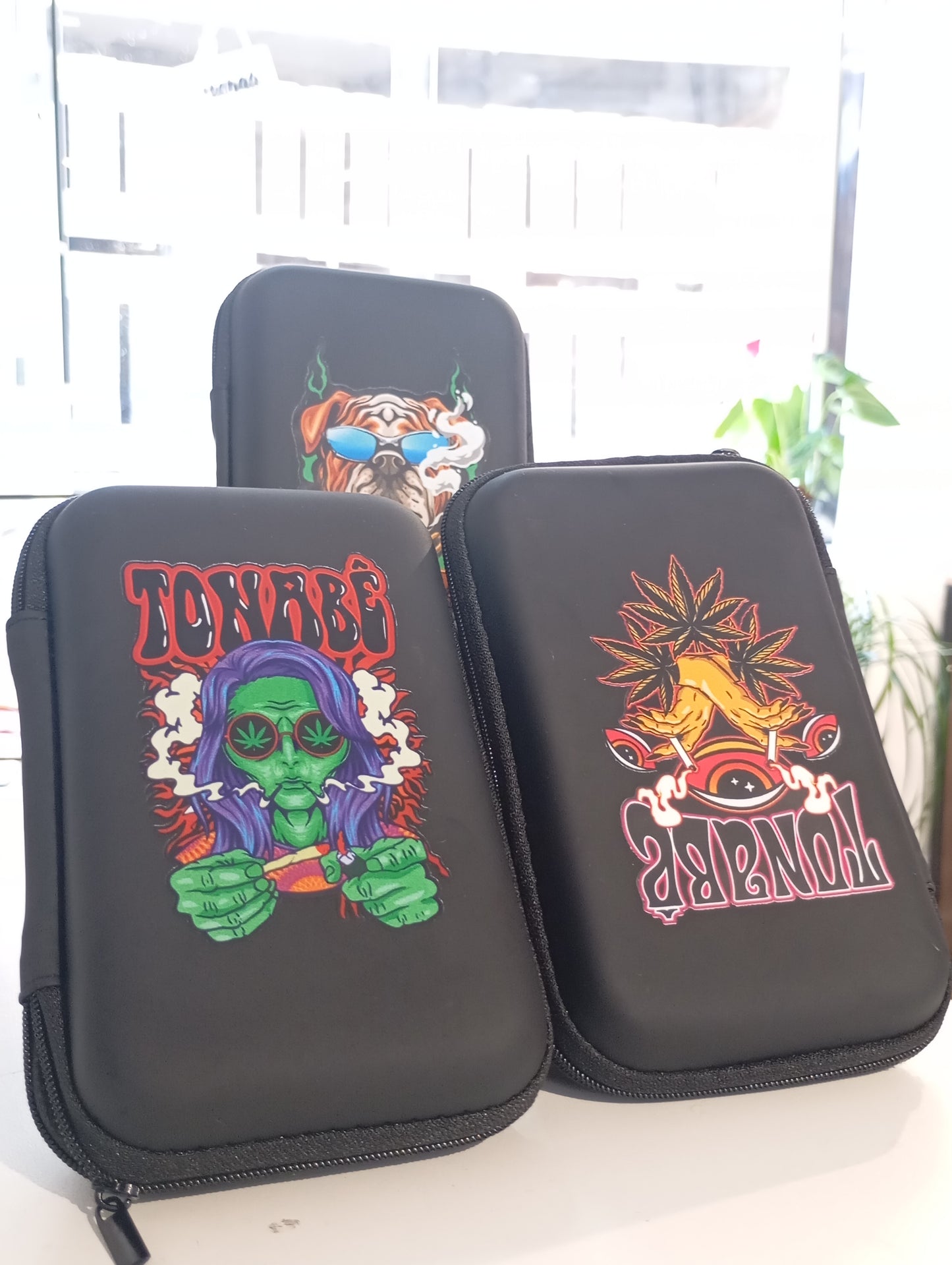 Kit Case Tonabê: Tesoura + Cuia + Isqueiro + seda + Piteira de Vidro